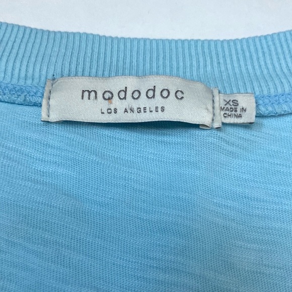 Mododoc V-Neck Sweater - Picture 15 of 16